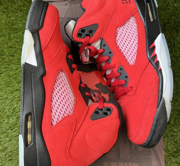 Jordan 5 Retro Raging Bull