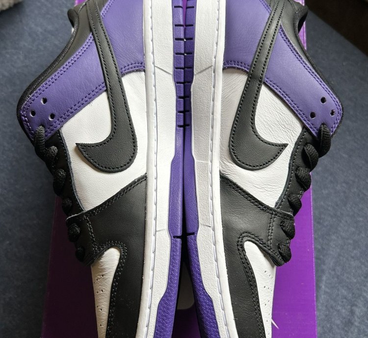 Nike Sb Dunk Low Court Purple Size 10 Ds