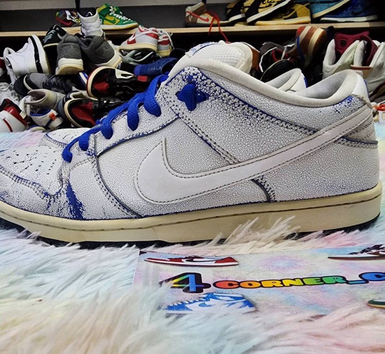 Nike Sb Dunk Low Cracked Leather