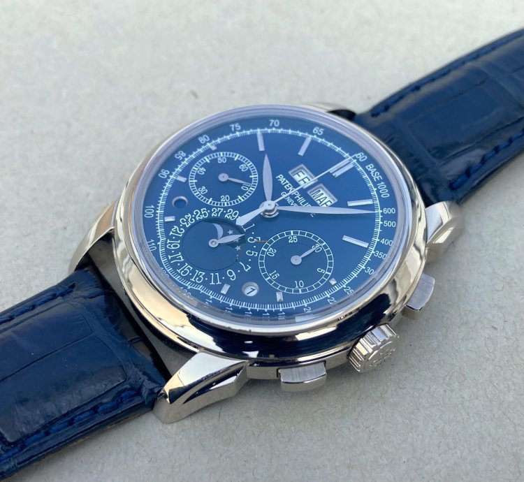Patek Philippe Perpetual Calendar Chronograph 2019 Perpetual Calendar Chronograph 5270 Full Set