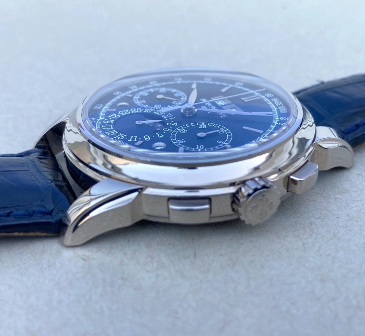 Patek Philippe Perpetual Calendar Chronograph 2019 Perpetual Calendar Chronograph 5270 Full Set