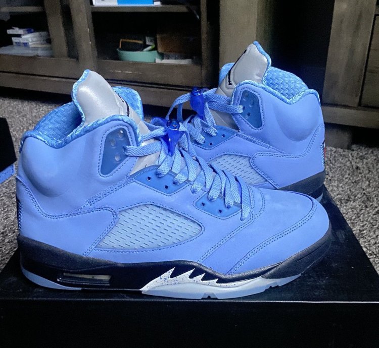 Jordan 5 Retro Unc University Blue