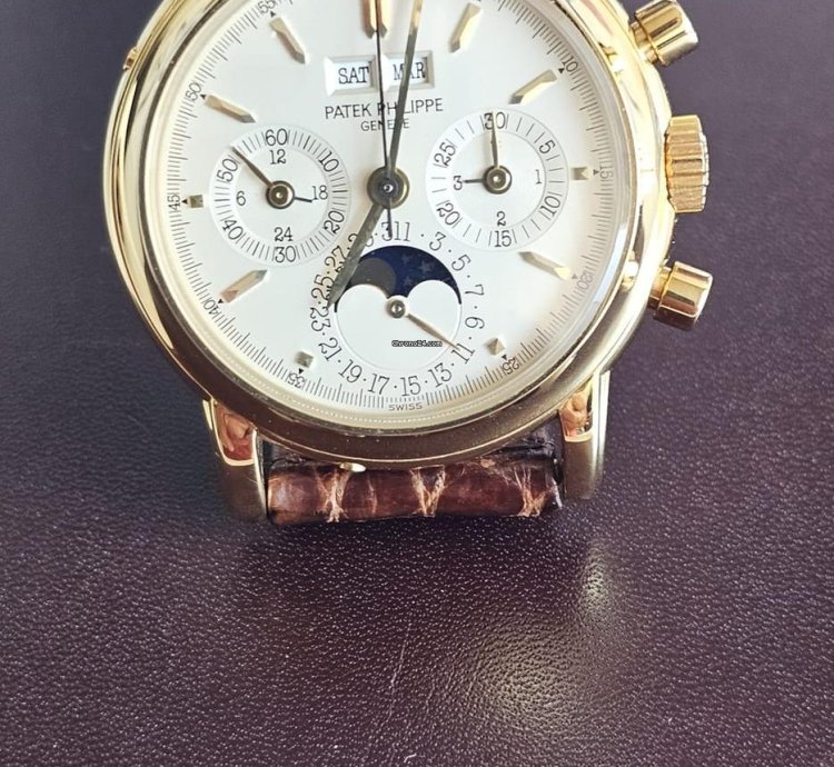 Patek Philippe Perpetual Calendar Chronograph 3970e Yellow Gold Second Series Full Set
