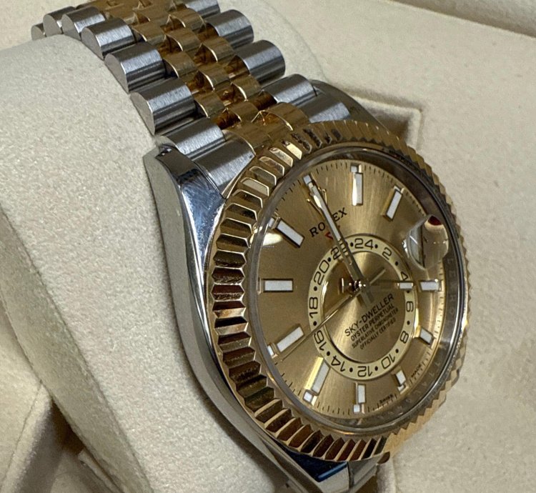 Rolex Sky-dweller Jubilee