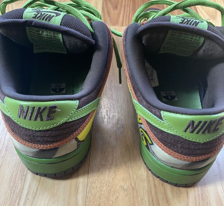 Nike Sb Dunk Low De La Soul - Size 9