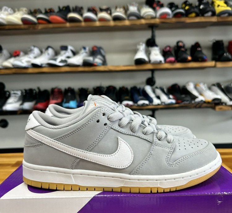 76037 Nike Dunk Low Sb Orange Label Grey Gum