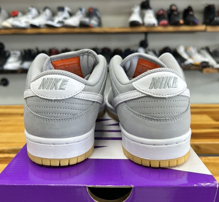 76037 Nike Dunk Low Sb Orange Label Grey Gum