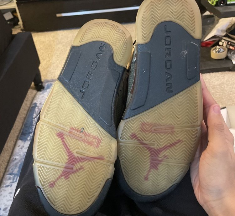 Jordan 5 Supreme