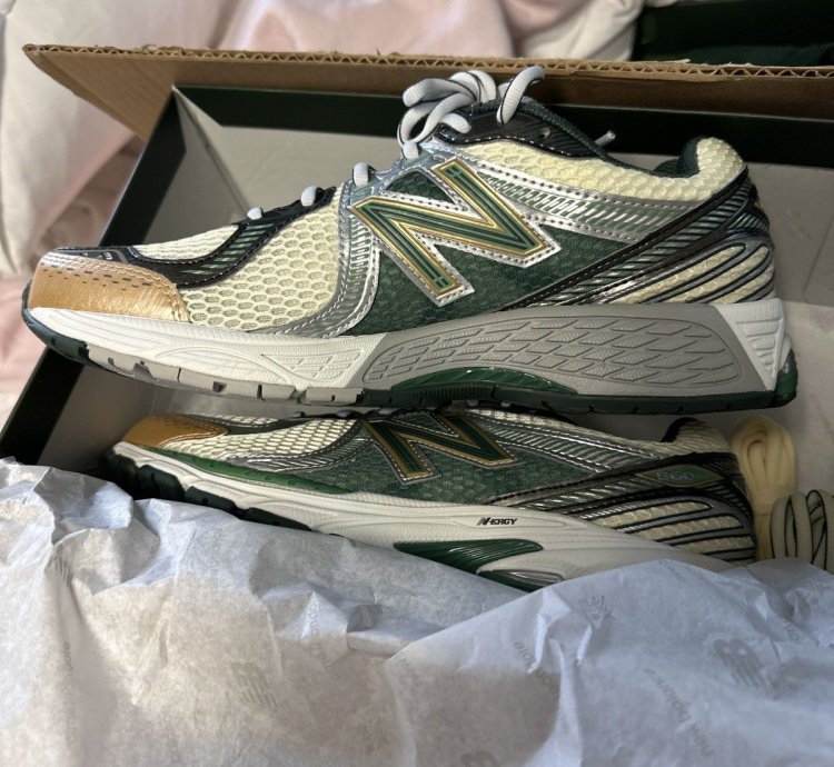 Aime On Dore New Balance 860v2