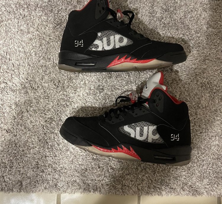Jordan 5 Supreme Black Colorway