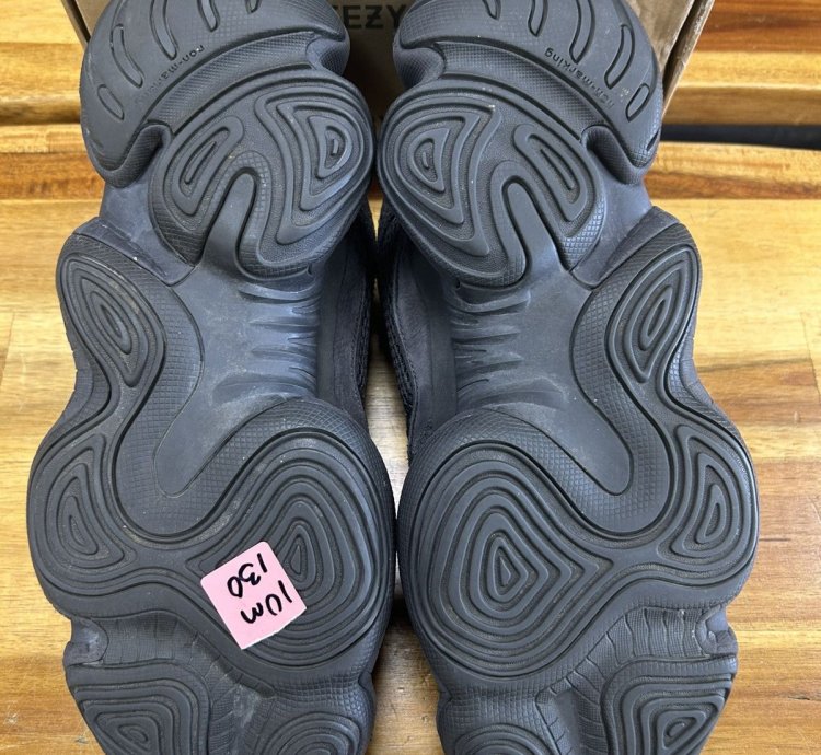 76331 Yeezy 500 Utility Black
