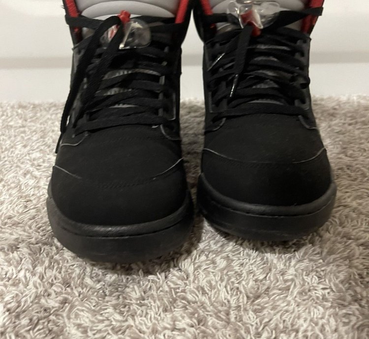 Jordan 5 Supreme Black Colorway