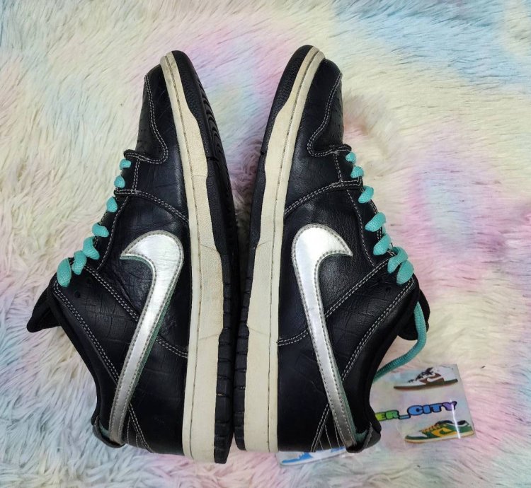 Nike Sb Dunk Low Diamond Supply