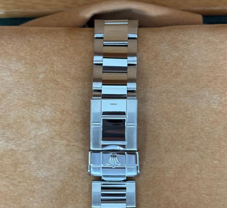 Rolex Daytona Ref 16520 Serial Patrizzi Dial Full Set Top Condition