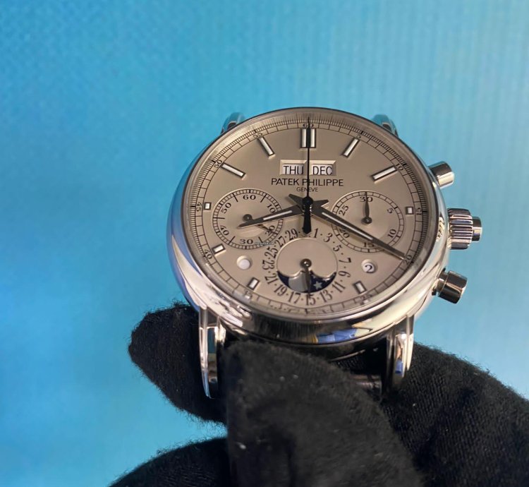 Patek Philippe Perpetual Calendar Chronograph 5204p-010 White Perpetual Calendar Chronograph