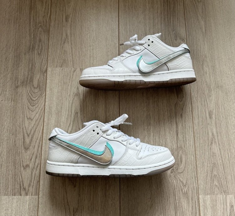 Nike Sb Dunk Low Diamond Supply Co White Diamond