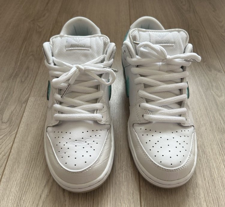 Nike Sb Dunk Low Diamond Supply Co White Diamond
