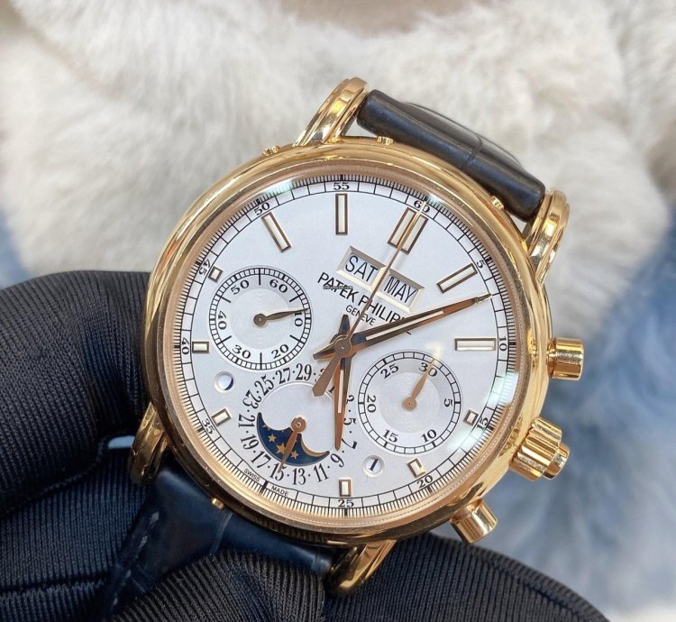 Patek Philippe Perpetual Calendar Chronograph 5204r-001