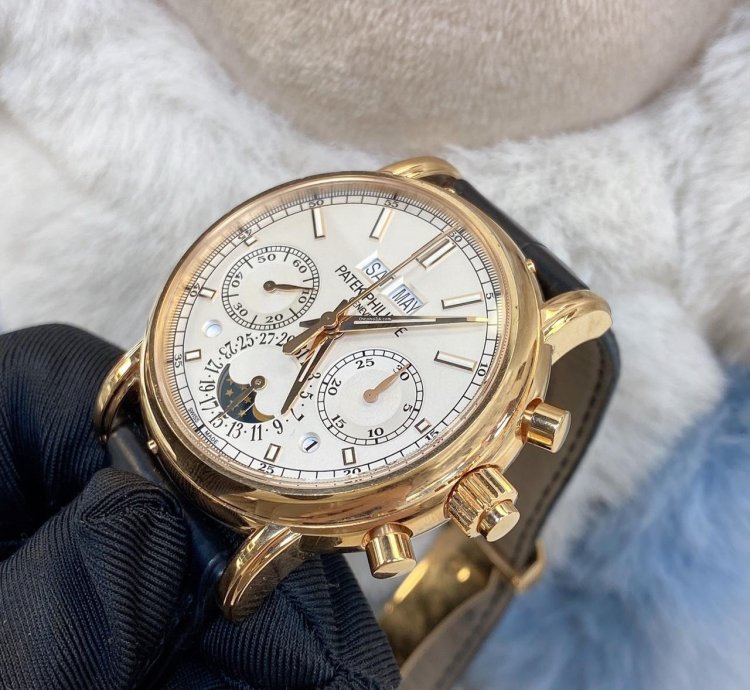 Patek Philippe Perpetual Calendar Chronograph 5204r-001