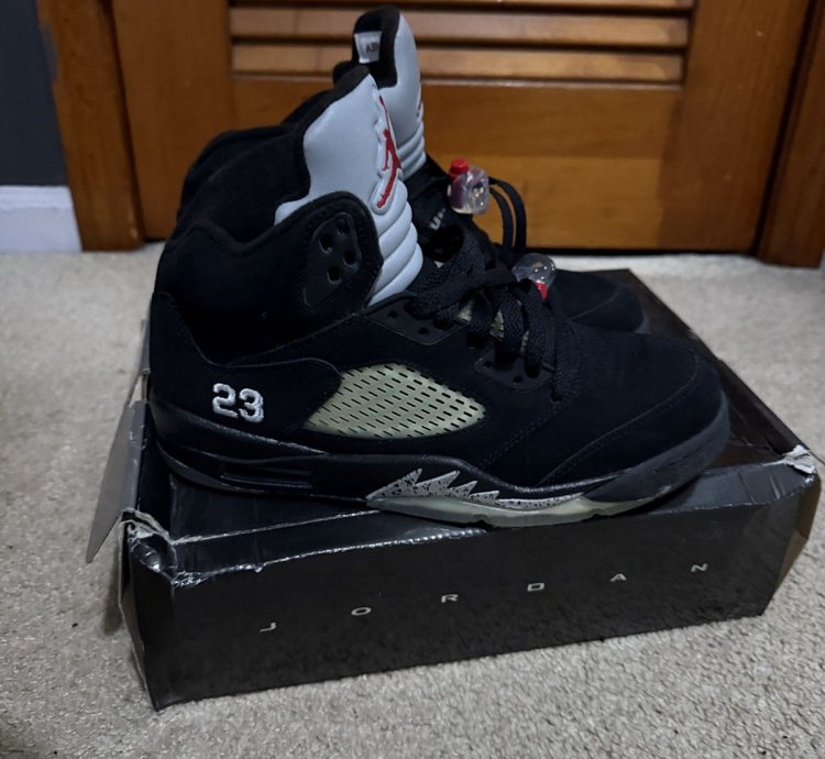 Jordan 5s Metallic 2011 Size 8