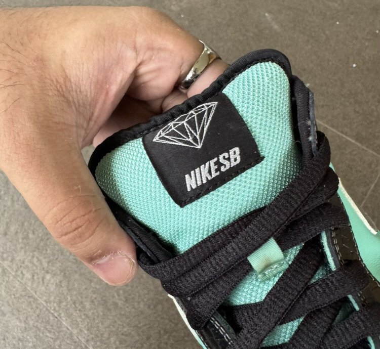 Nike Sb Dunk Low Diamond Supply Tiffany Og