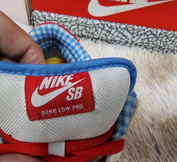 Nike Sb Dunk Low Dorothy