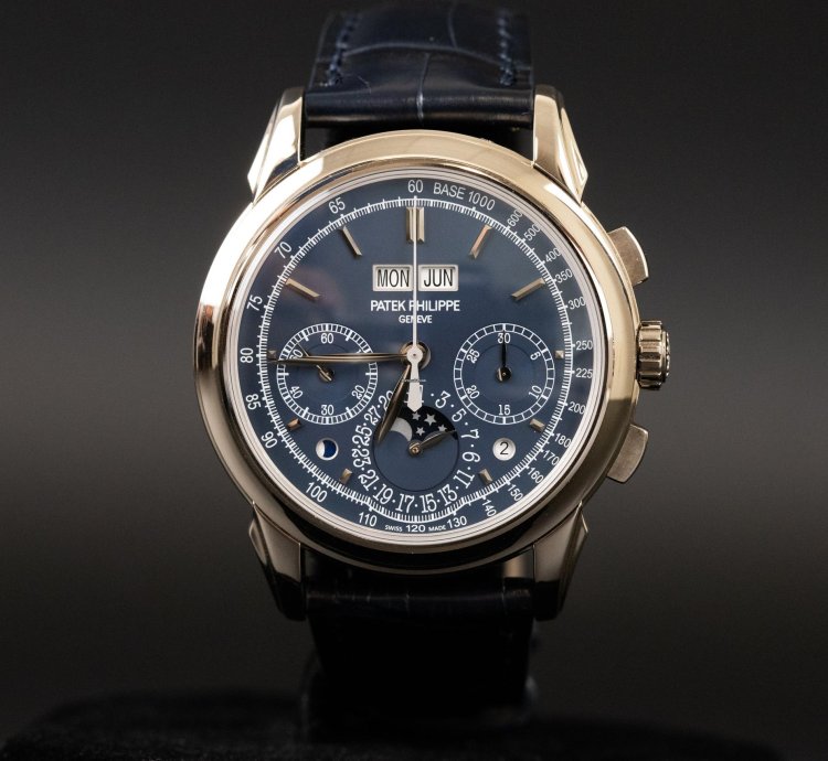 Patek Philippe Perpetual Calendar Chronograph 5270 Grand Complications Perpetual Calendar Chronograph