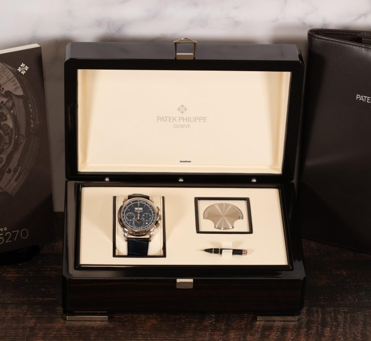 Patek Philippe Perpetual Calendar Chronograph 5270 Grand Complications Perpetual Calendar Chronograph