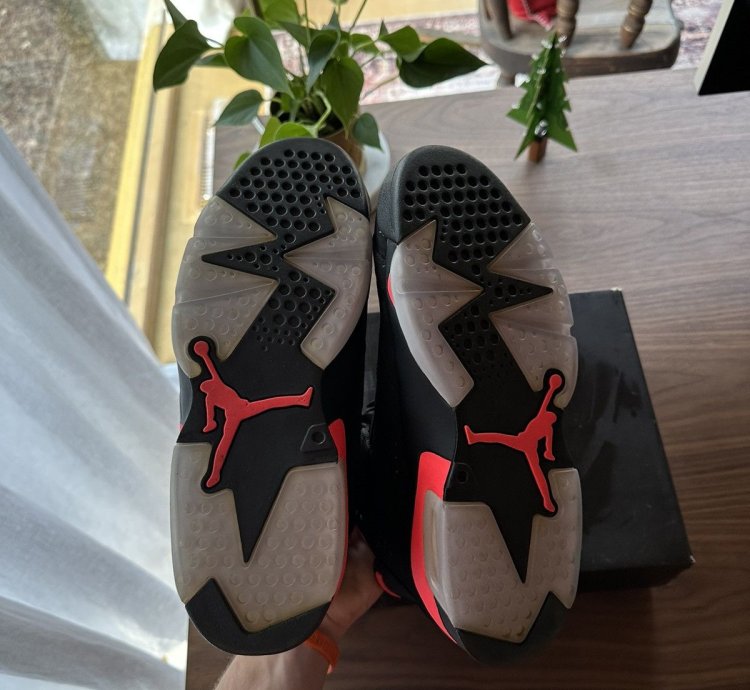 Jordan 6 Infrared