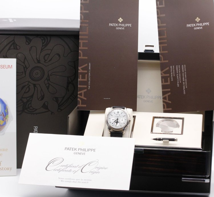 Patek Philippe Perpetual Calendar Chronograph 5270g-001