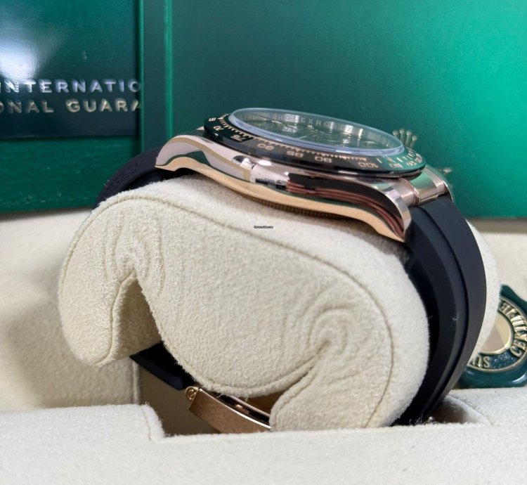 Rolex Daytona Rose Gold - Oysterflex - Chocolate - Unworn Box And Papers