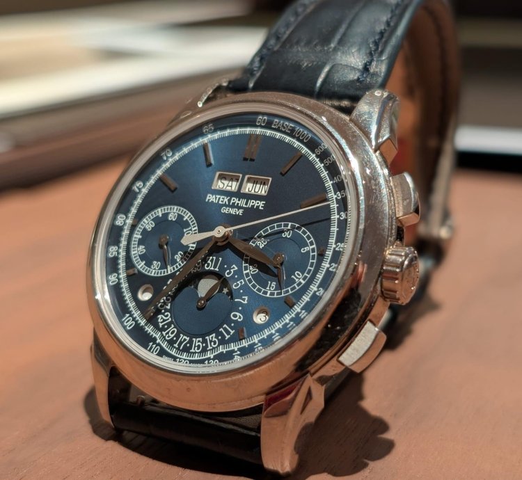 Patek Philippe Perpetual Calendar Chronograph 5270g-014 Grand Complications - White Gold