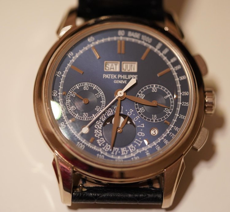 Patek Philippe Perpetual Calendar Chronograph 5270g-014 Grand Complications - White Gold