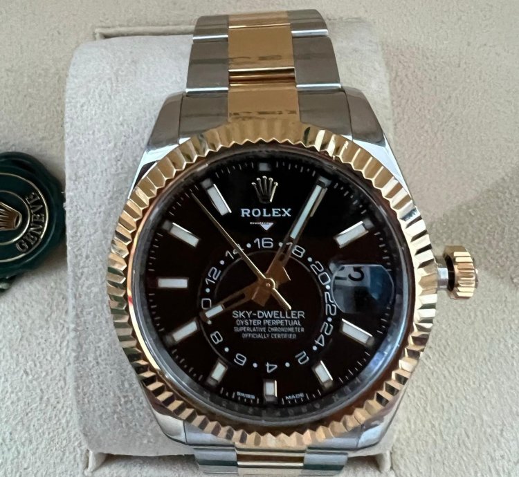 Rolex Sky-dweller Neu