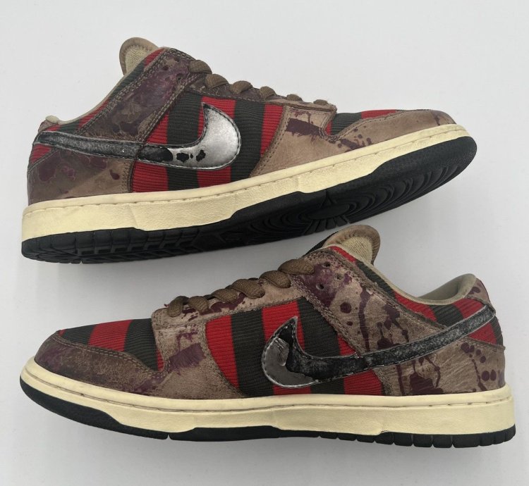 Nike Sb Dunk Low Freddy Krueger Rare Sample Size 9 Used