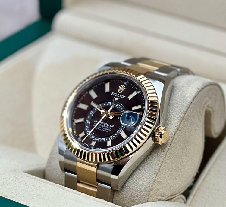 Rolex Sky-dweller Never Worn