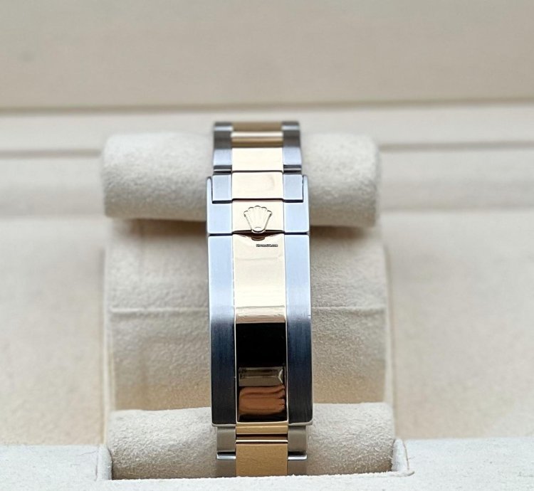 Rolex Sky-dweller Never Worn