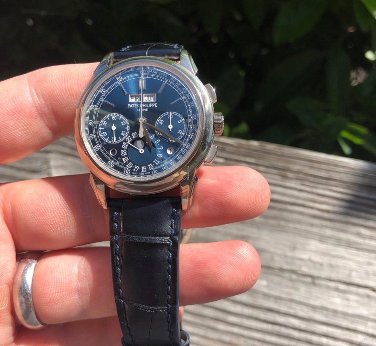 Patek Philippe Perpetual Calendar Chronograph 5270g-019 Blue Dial Perpetual Calendar Chronograph