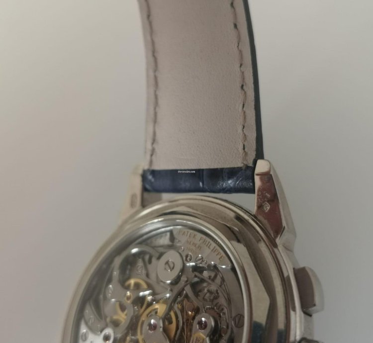 Patek Philippe Perpetual Calendar Chronograph 5270g-019 White Gold