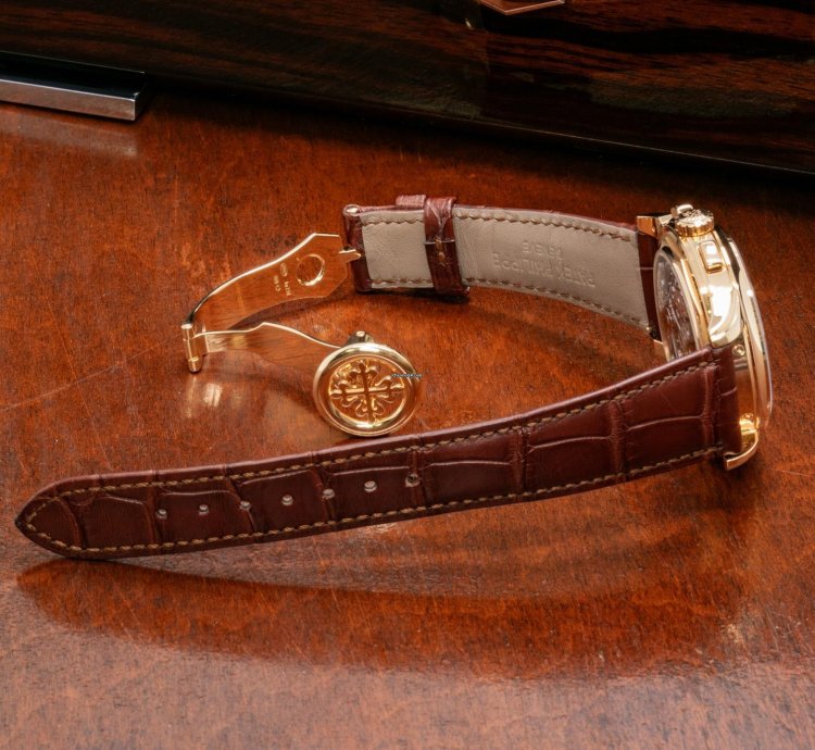 Patek Philippe Perpetual Calendar Chronograph 5270j-001