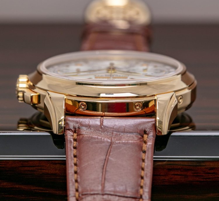 Patek Philippe Perpetual Calendar Chronograph 5270j-001