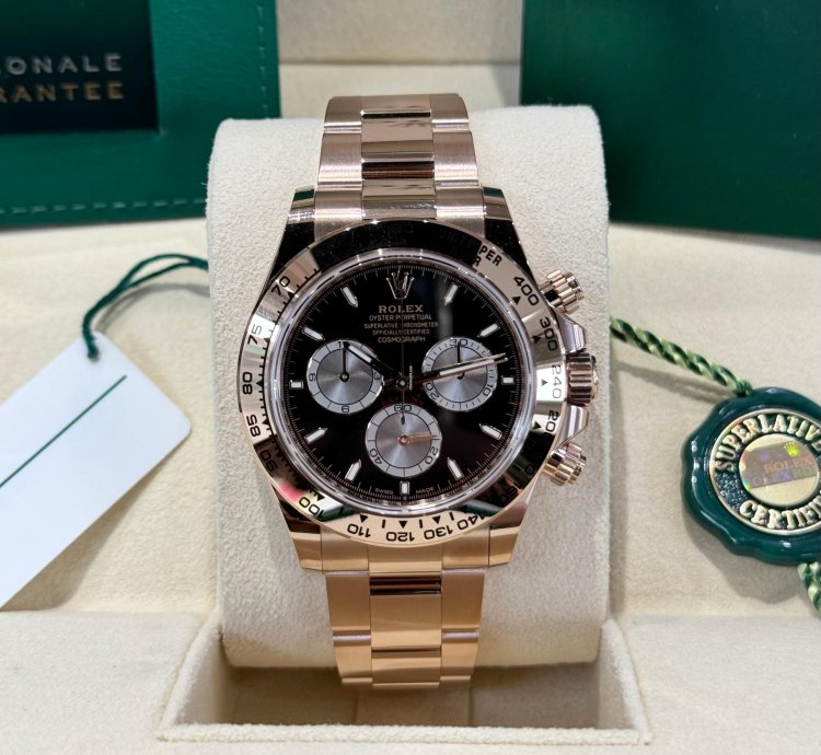 Rolex Daytona Rose Gold Black Dial 2024 126505 Full Set