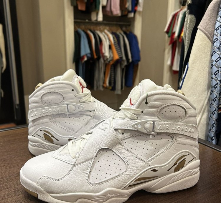 Jordan 8 Retro Ovo White