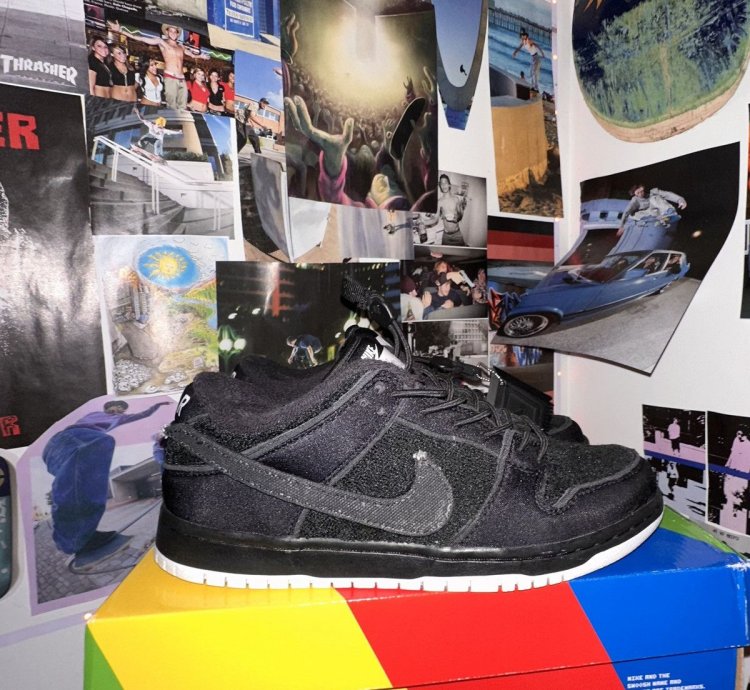 Nike Sb Dunk Low Gnar Hunters