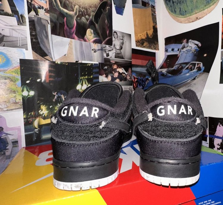 Nike Sb Dunk Low Gnar Hunters