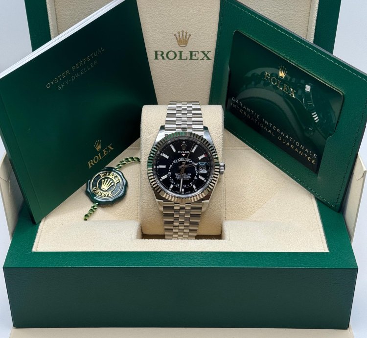 Rolex Sky-dweller New 2023 Black Dial White Gold Fluted Bezel Jubilee Bracelet 42mm Stainless