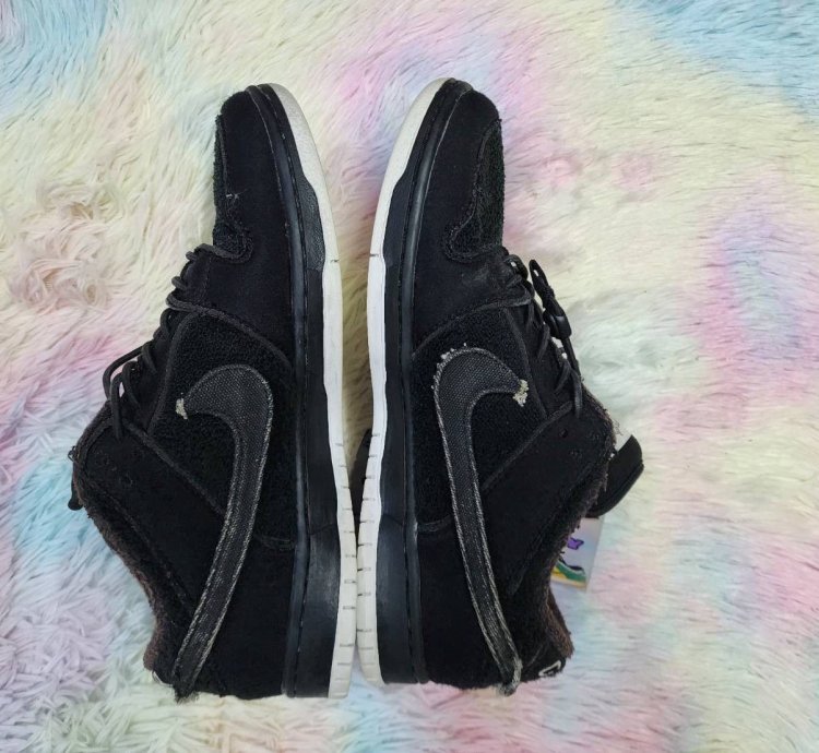 Nike Sb Dunk Low Gnarhunters