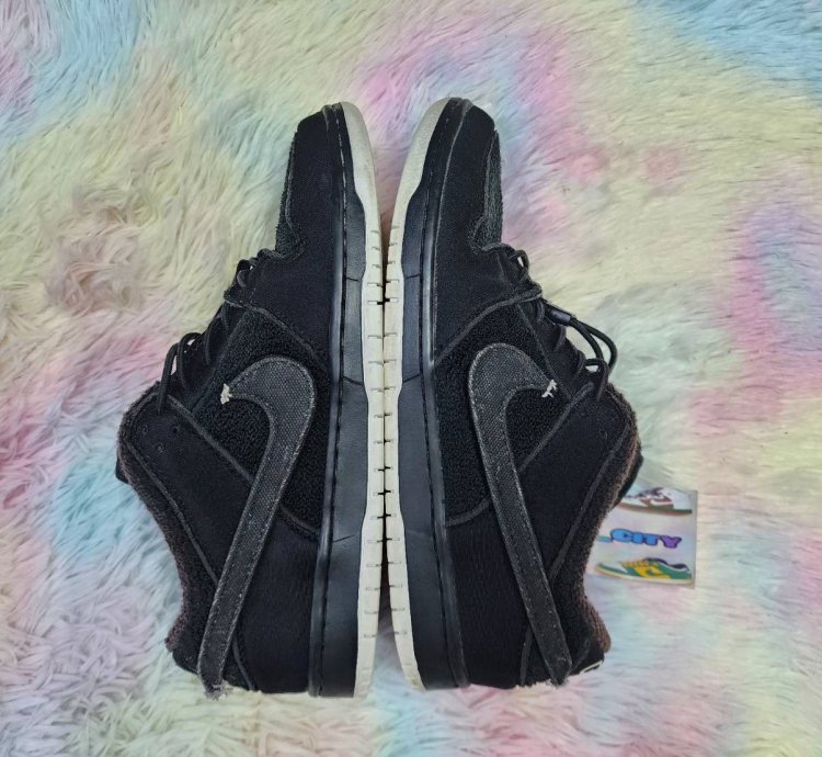 Nike Sb Dunk Low Gnarhunters