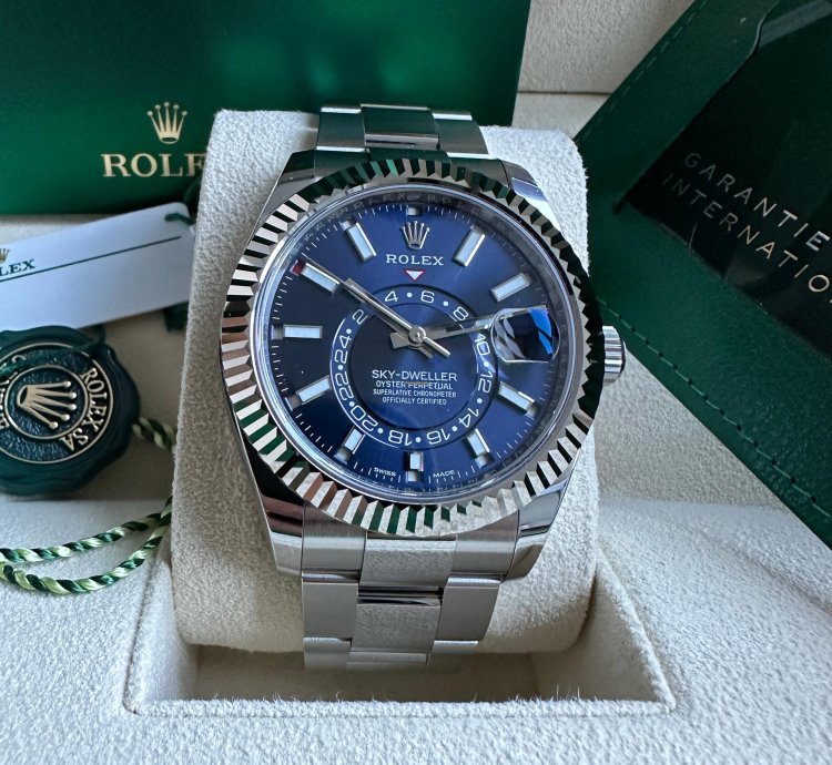 Rolex Sky-dweller New 2023 Blue Dial Stainless Steel Oyster Bracelet Fluted Bezel 42mm