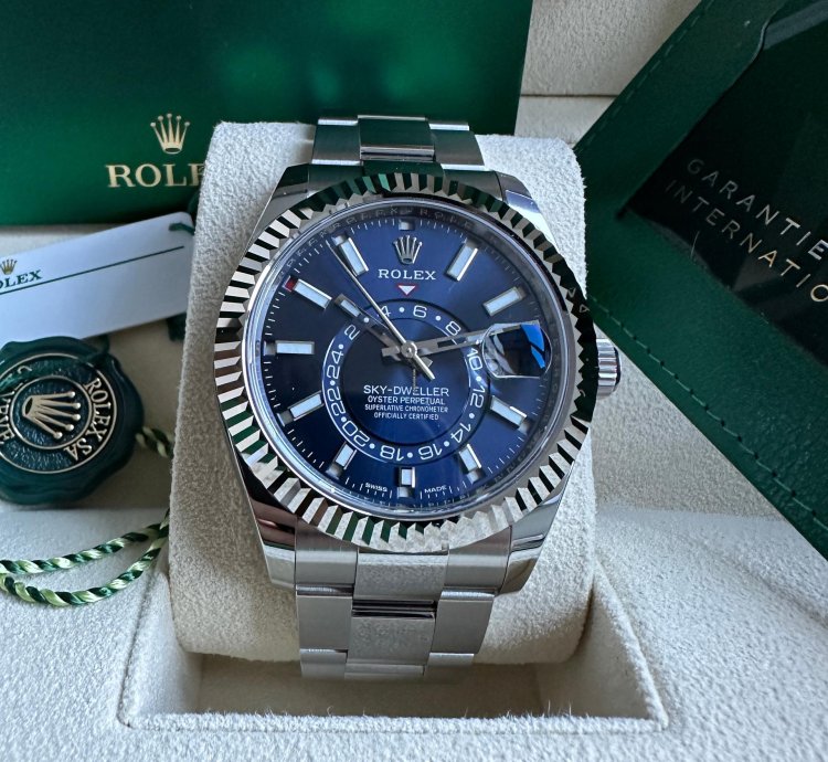 Rolex Sky-dweller New 2023 Blue Dial Stainless Steel Oyster Bracelet Fluted Bezel 42mm